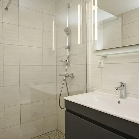 Rex Rugia Fewo17-5 Strandnah,balkon,sauna,pool *