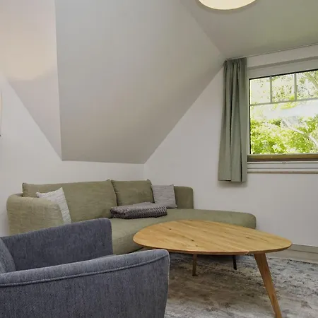 Rex Rugia Haus 17 05 Lobbe