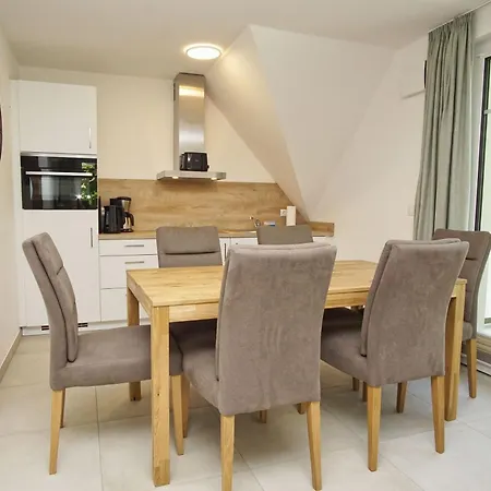 Rex Rugia Haus 17 05 *